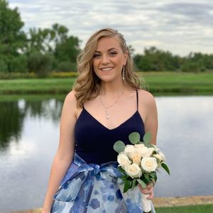 Meet your Posher, Danielle